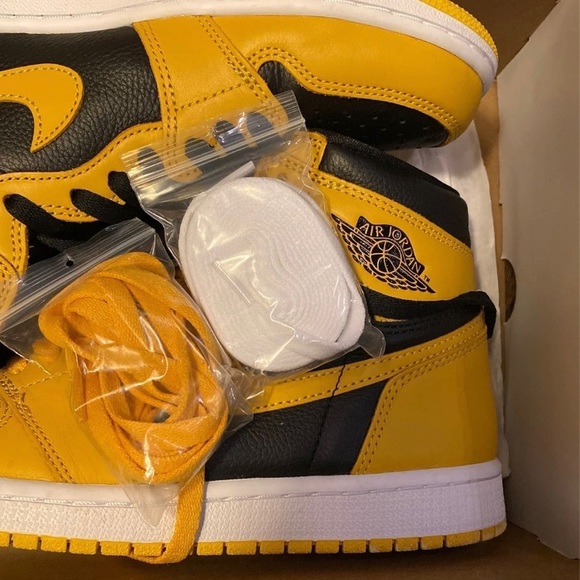 Air Jordan 1 Retro high OG - Picture 5 of 5